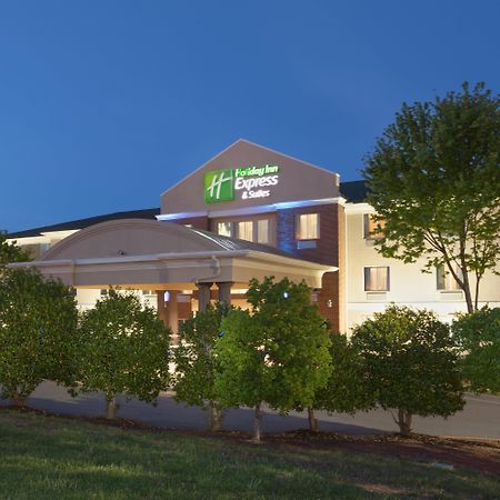 Holiday Inn Express Hotel & Suites Mebane By Ihg מראה חיצוני תמונה