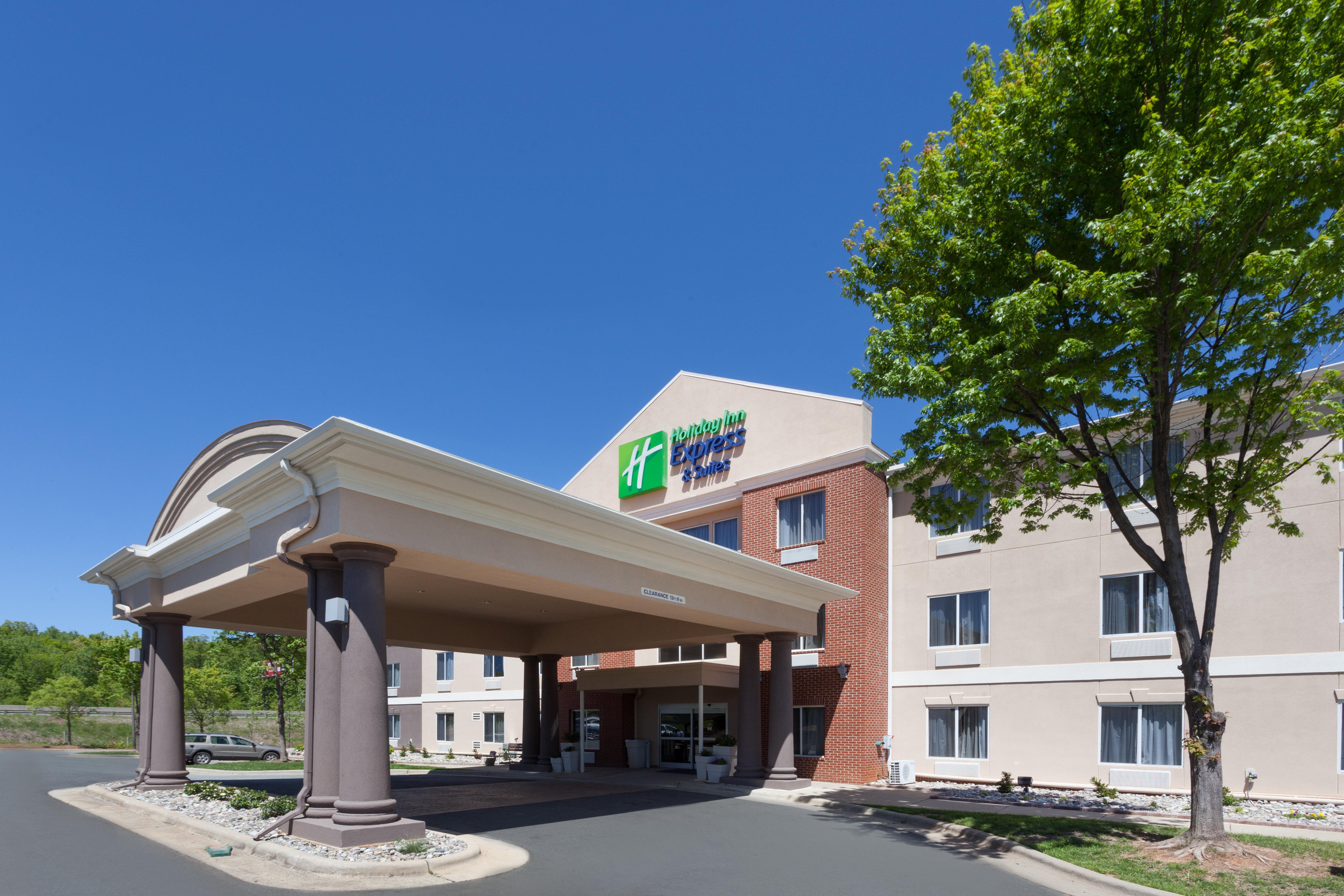 Holiday Inn Express Hotel & Suites Mebane By Ihg מראה חיצוני תמונה