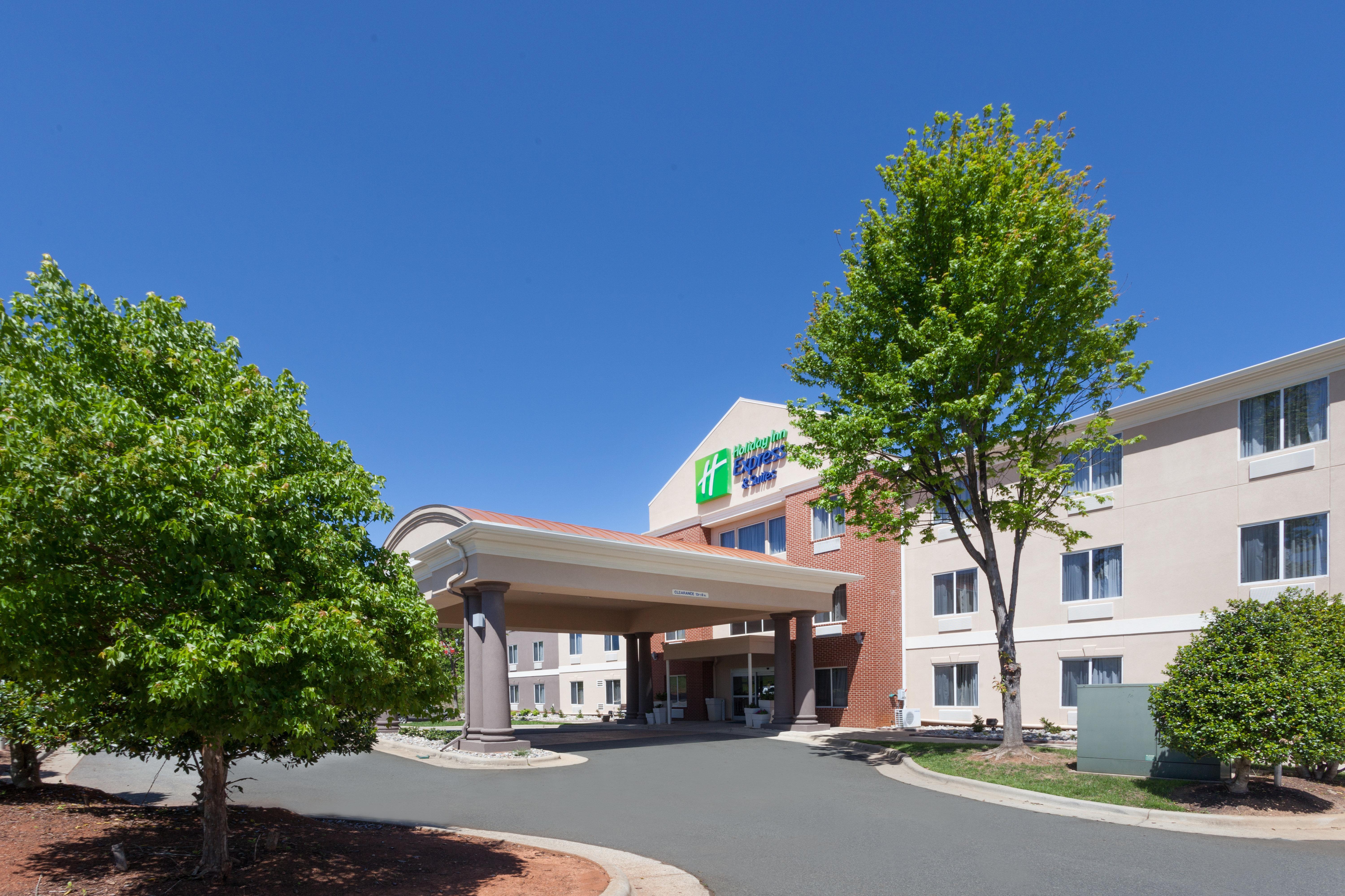 Holiday Inn Express Hotel & Suites Mebane By Ihg מראה חיצוני תמונה
